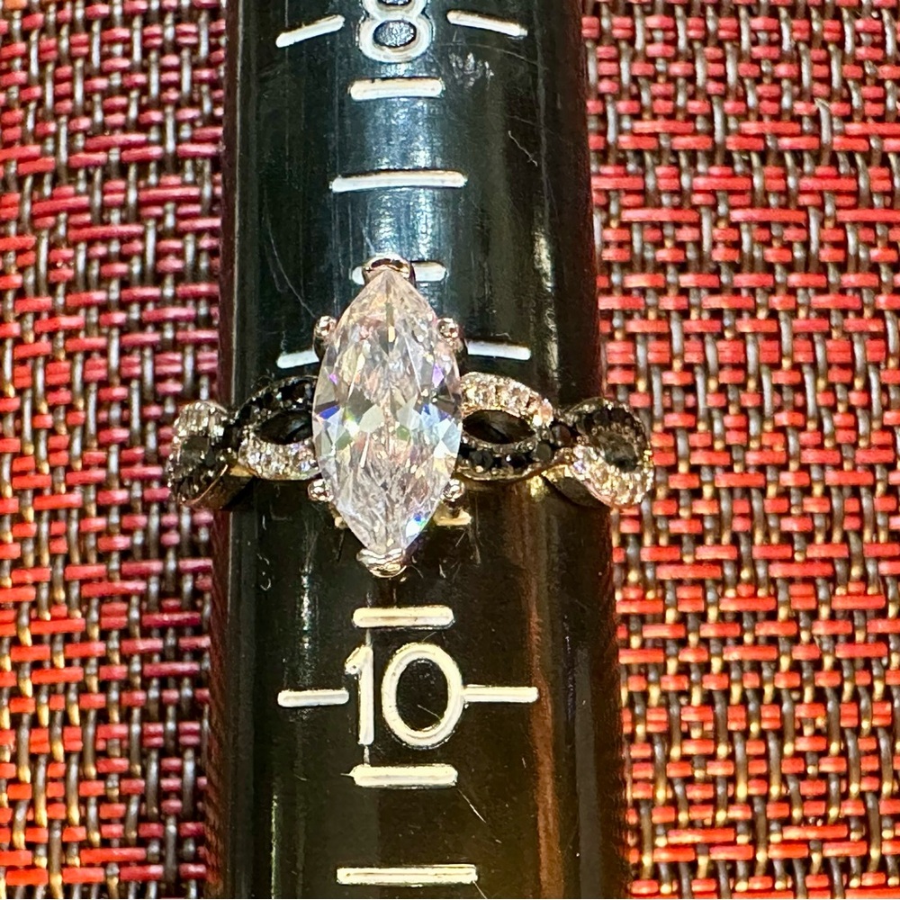 Fragrant Jewels Marquise Crystal Ring with Black Accents